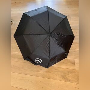 🔥NWOT Black Automatic Mercedes Umbrella